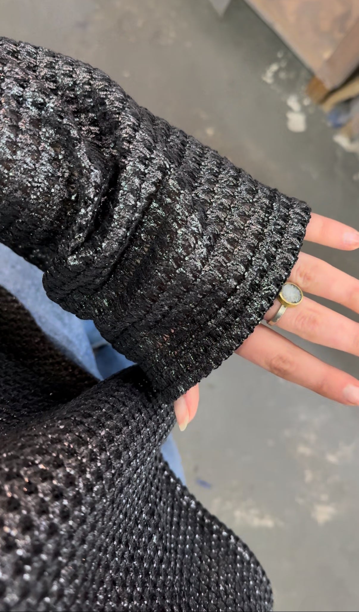 blusa mora metalizada negra