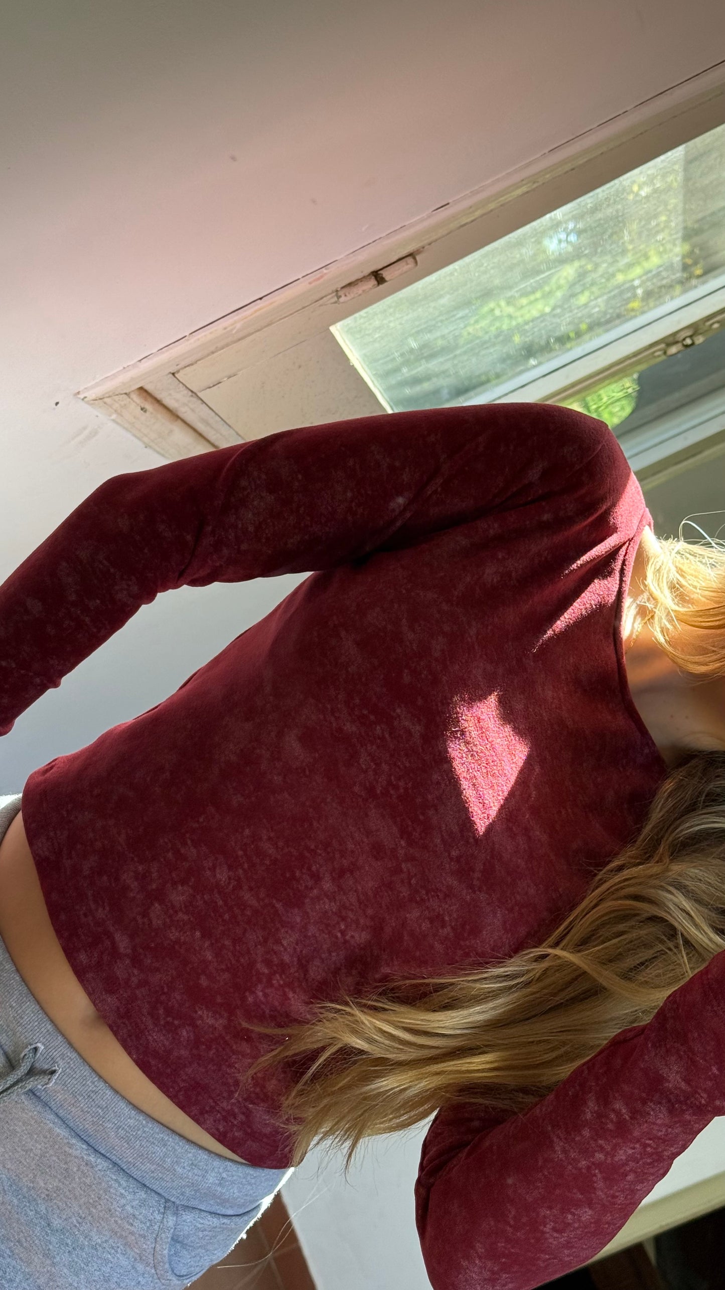 remera termica bordo