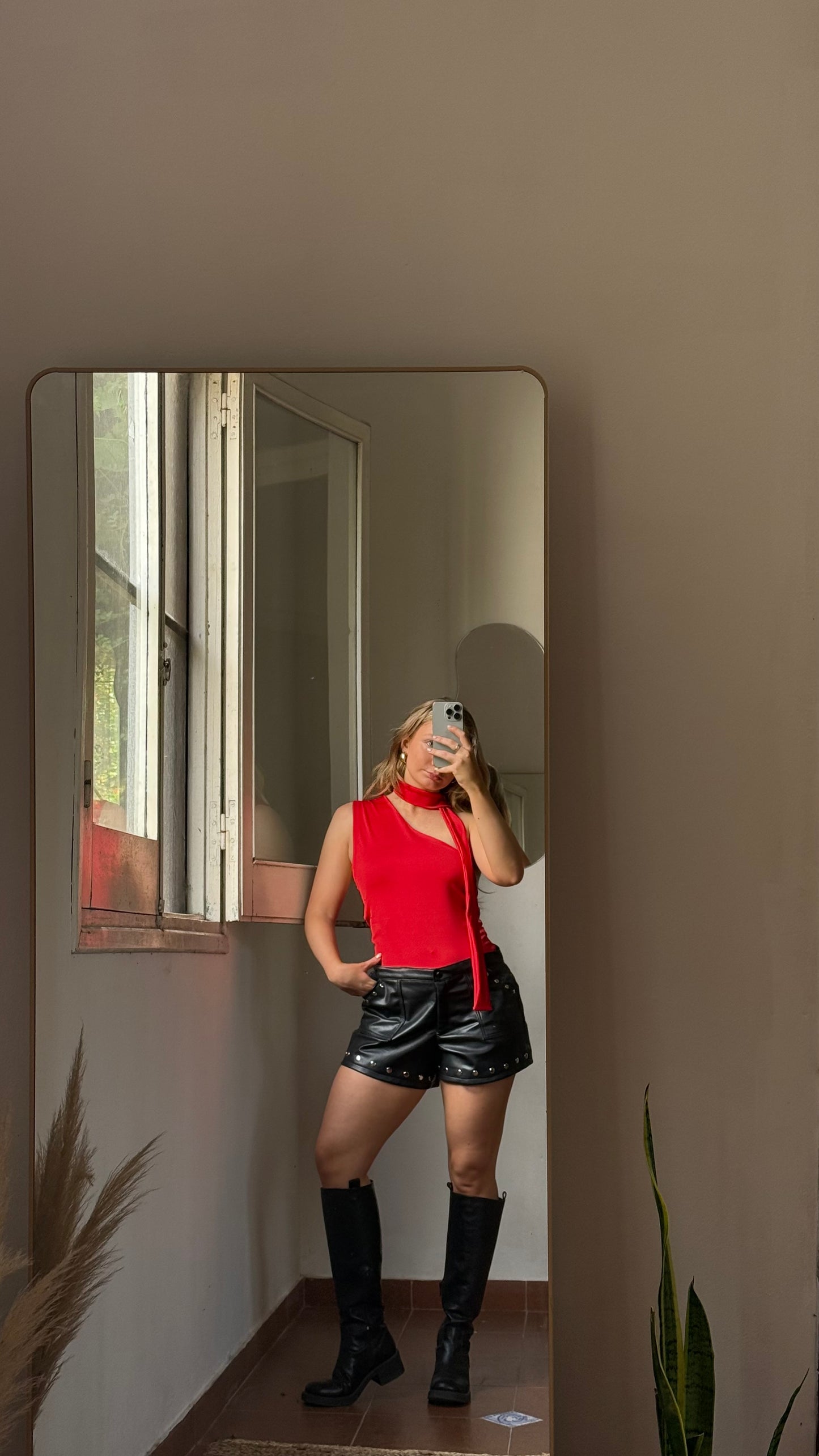 top icon rojo