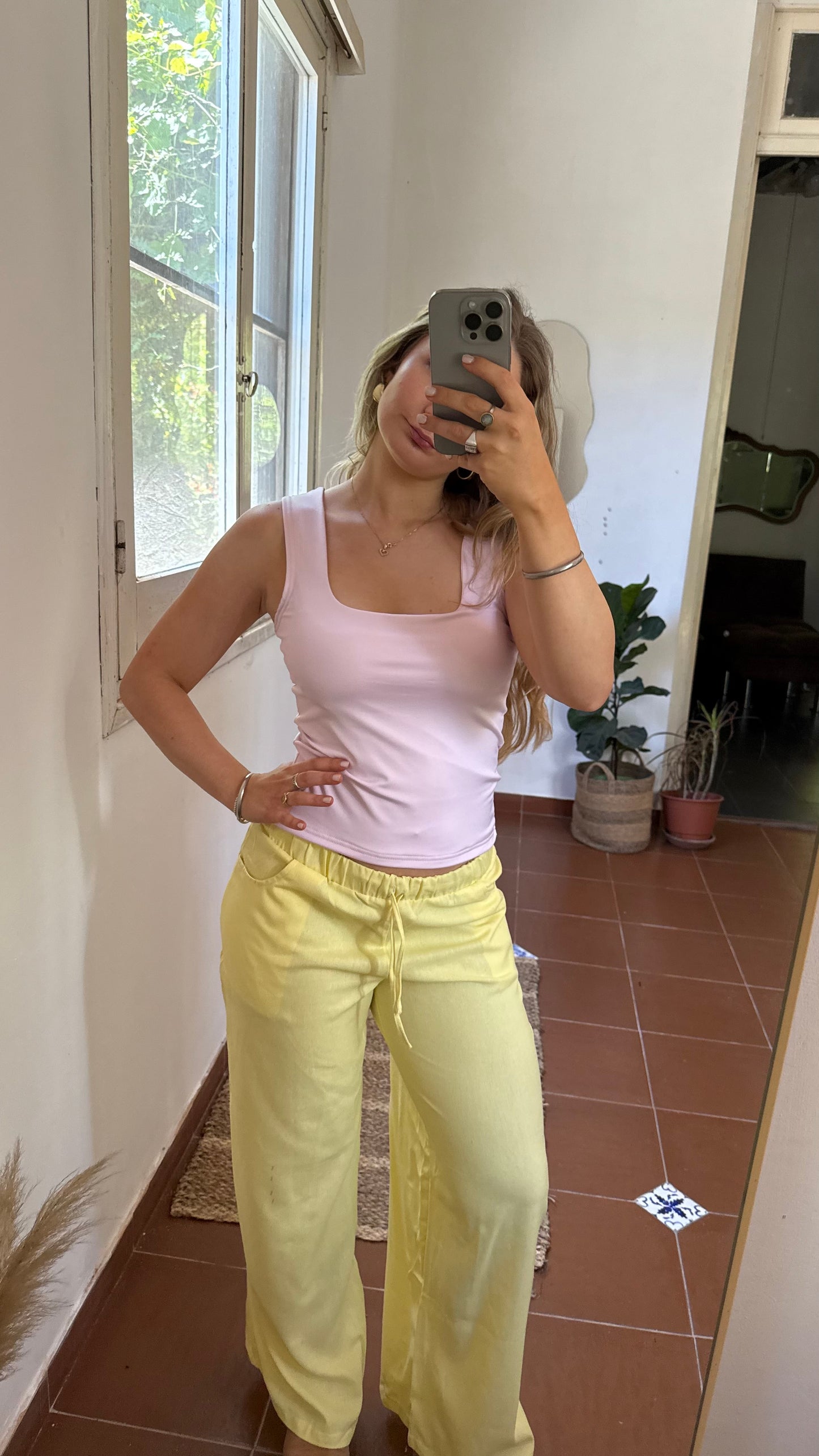 pant lino amarillo