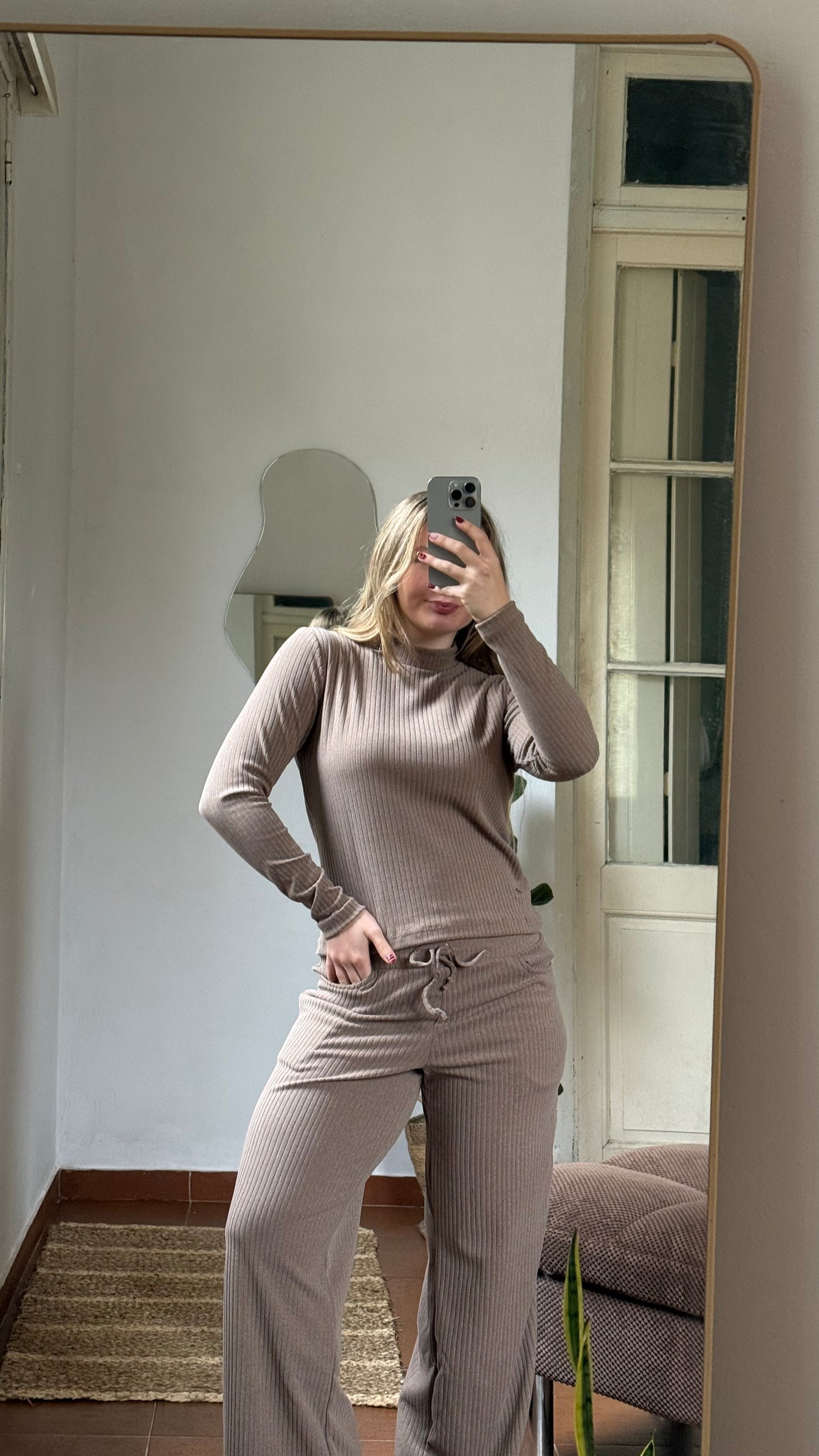 pant basic marrón