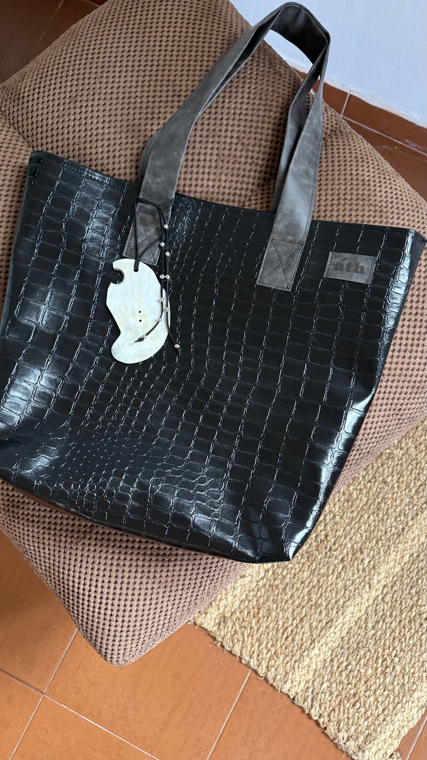 tote bag mora