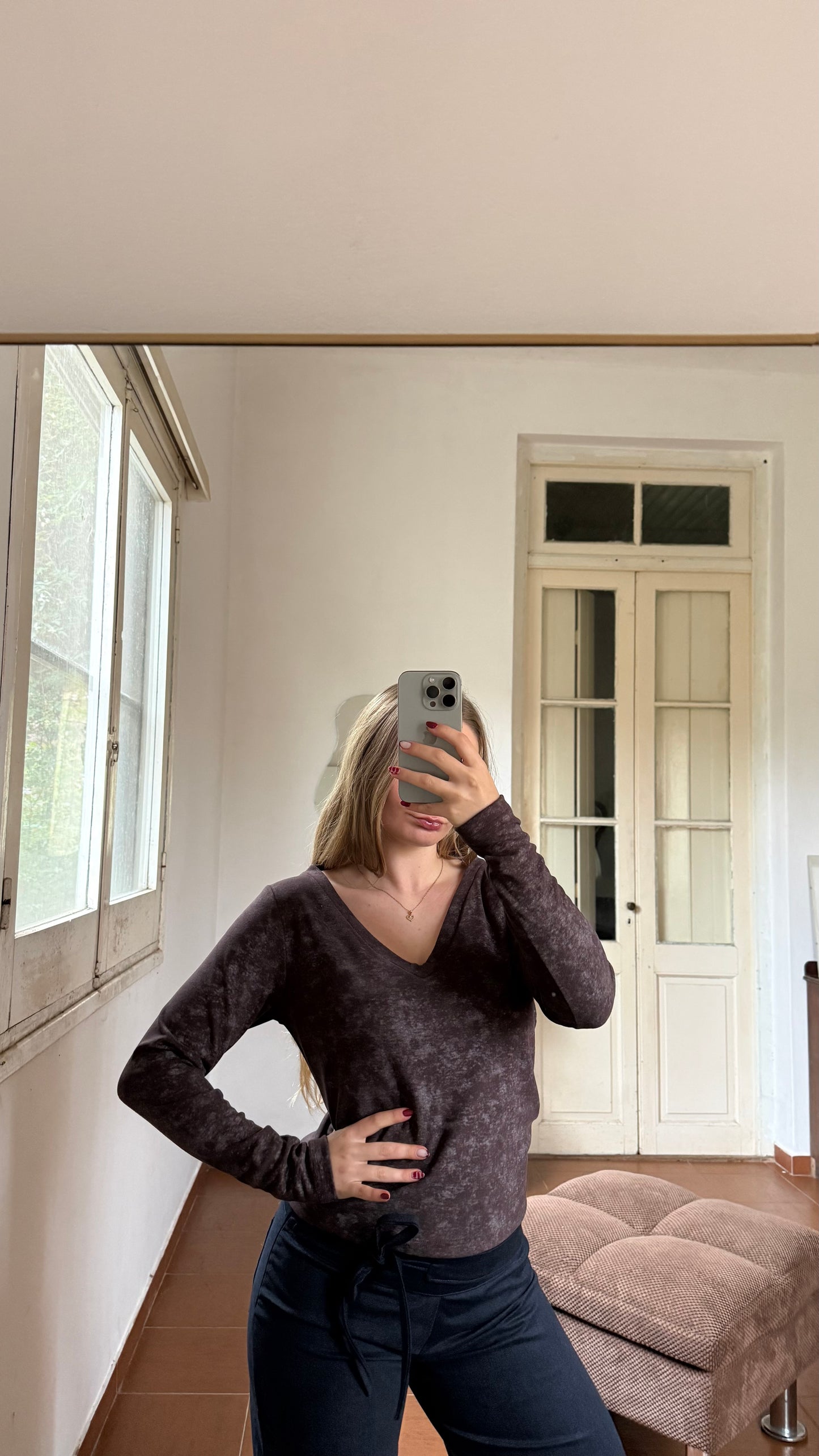 remera basic chocolate