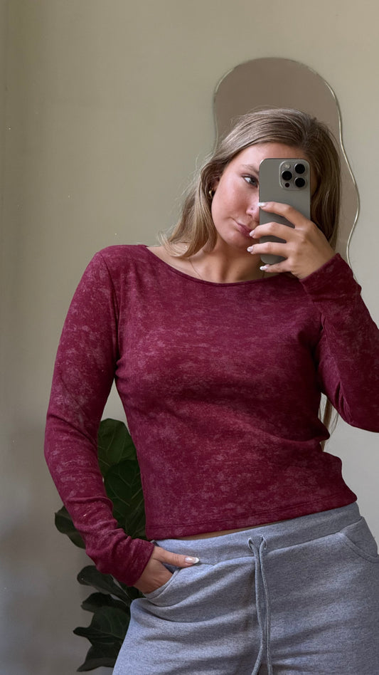 remera termica bordo