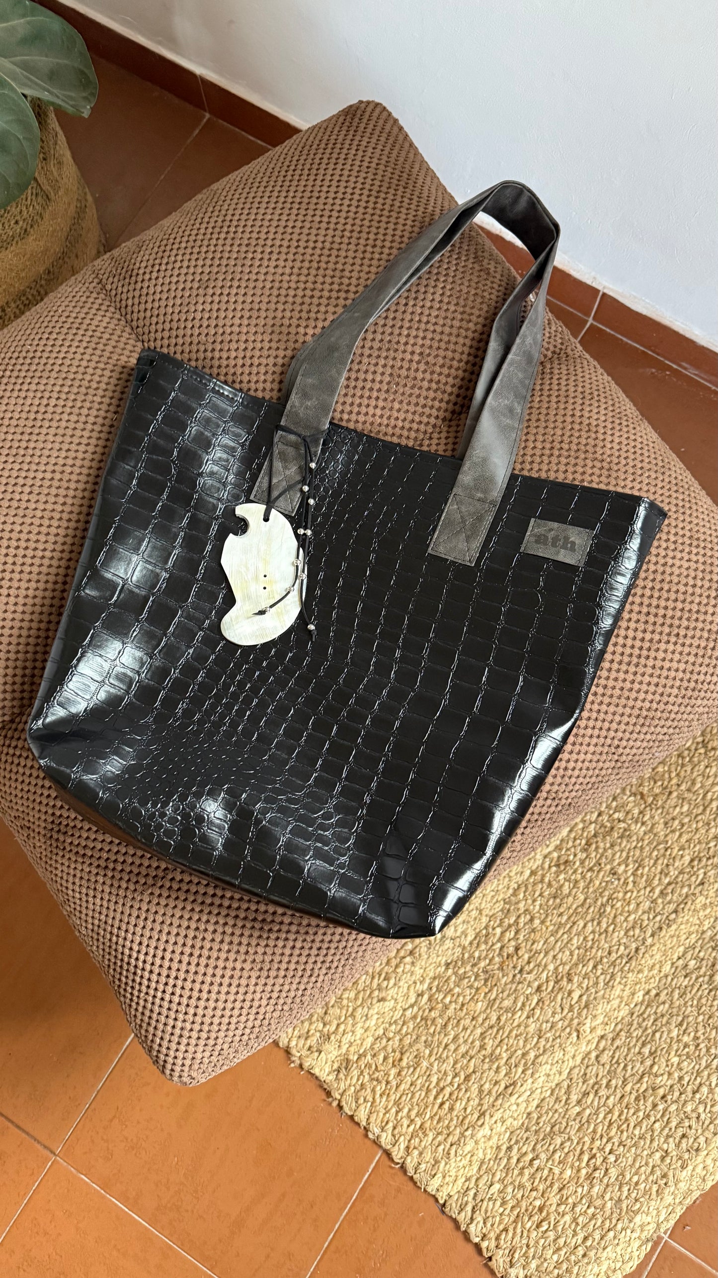 tote bag mora