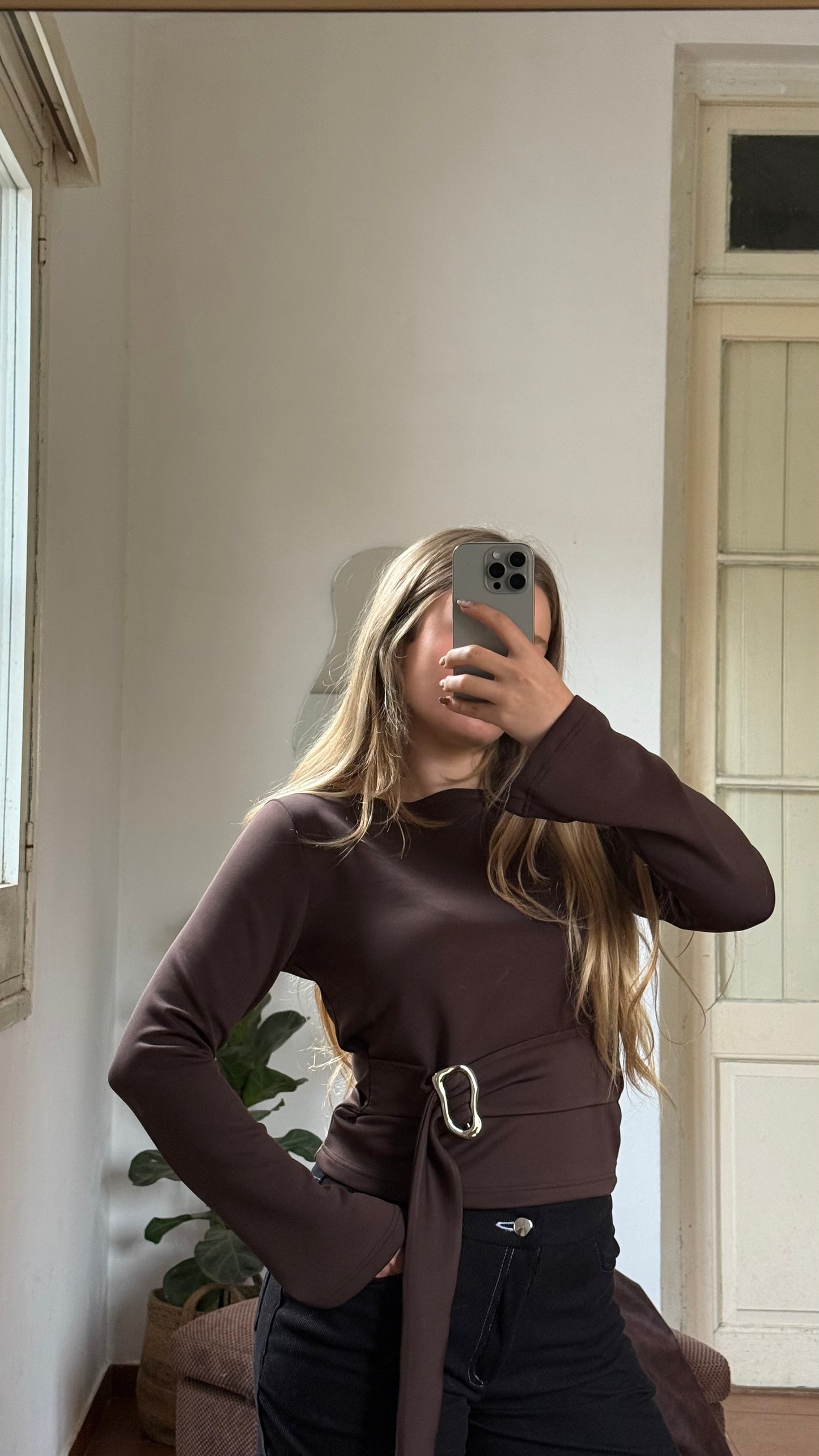 remera lazo chocolate